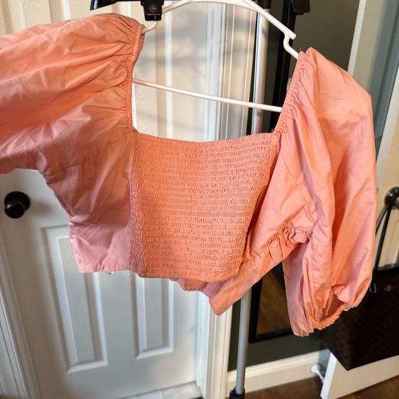 Abercrombie & Fitch Peach Puff Sleeve Blouse - Picture 4 of 4